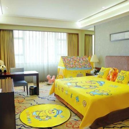 Eurasia International Hotel Дунгуань Екстер'єр фото