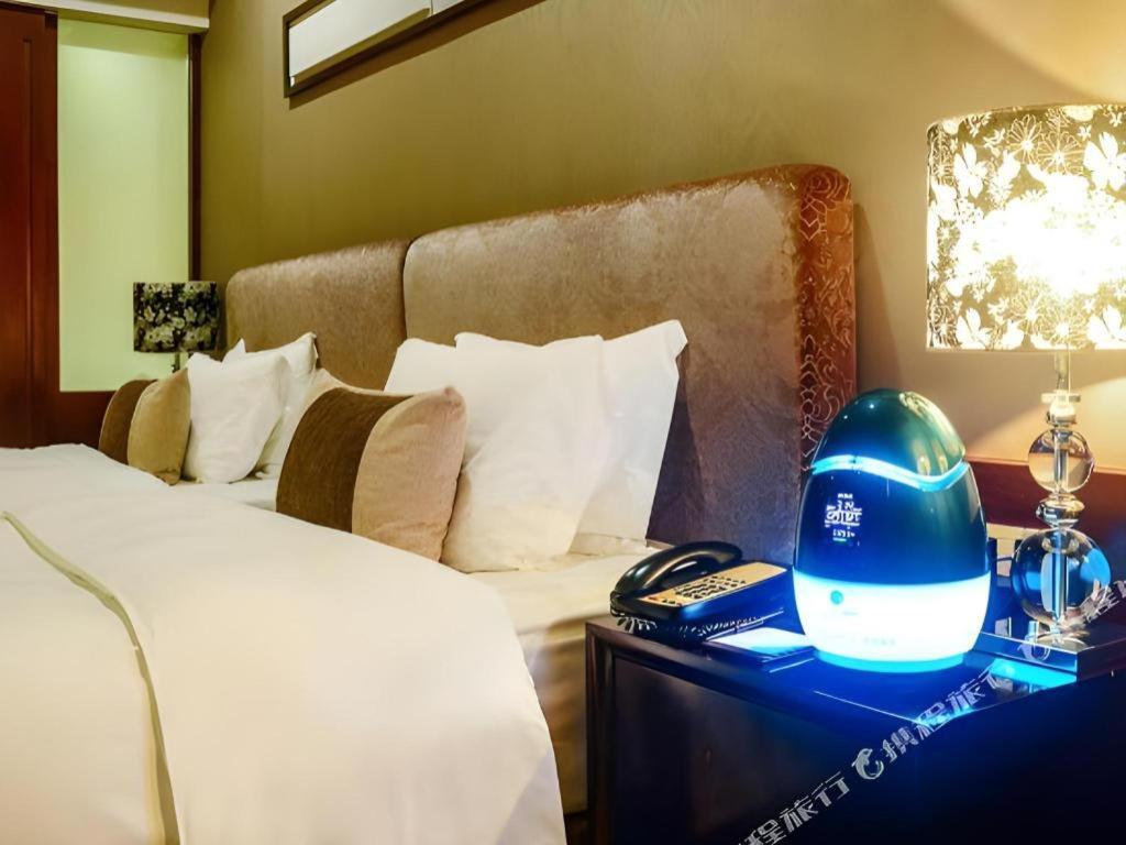 Eurasia International Hotel Дунгуань Екстер'єр фото