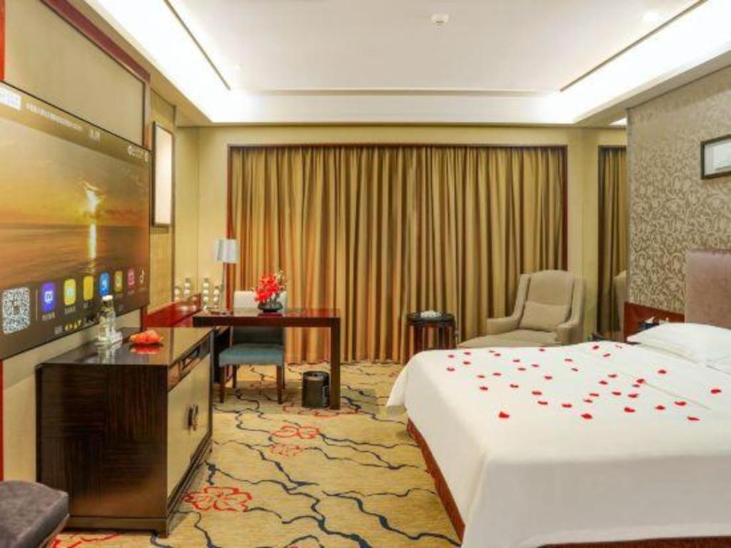 Eurasia International Hotel Дунгуань Екстер'єр фото
