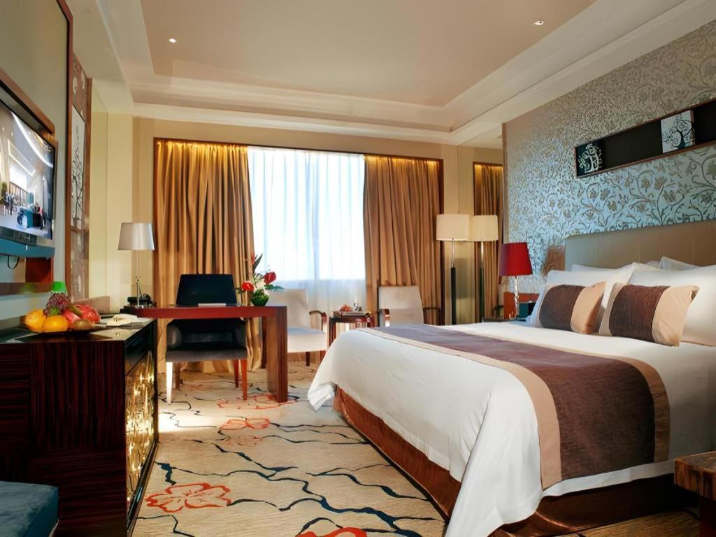 Eurasia International Hotel Дунгуань Екстер'єр фото